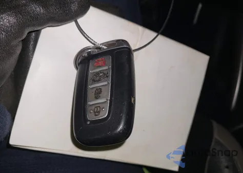 2014 Hyundai Veloster Turbo W/Black z USA, uszkodzony, nr VIN KMHTC6AE6EU201611